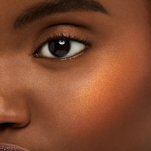 NARS Powder Blush in Taj Mahal - Picture 7 of 16